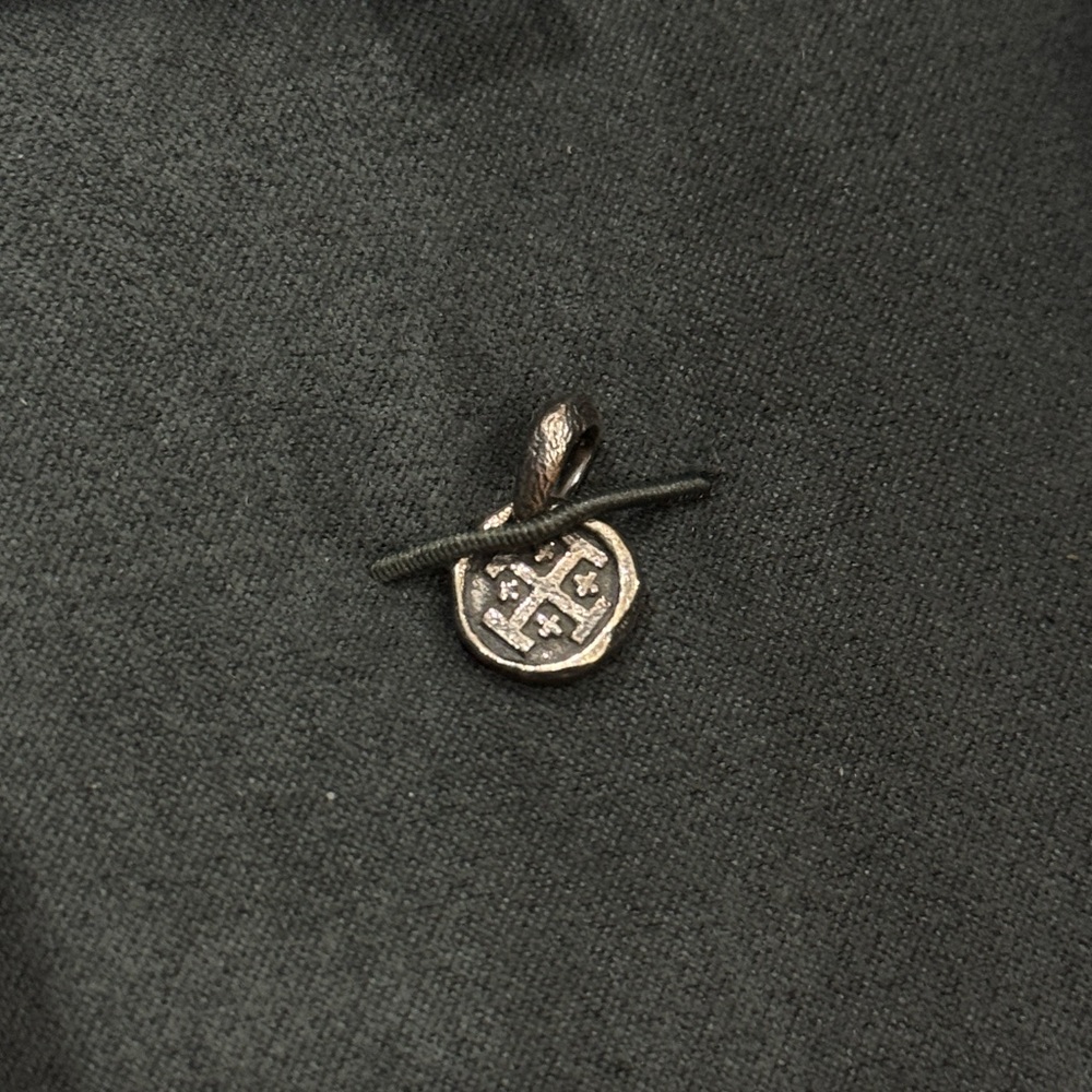 David yurman shipwreck coin pendant like new condition